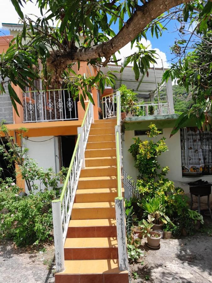 La Belle Du Sud Villa Port South East ภายนอก รูปภาพ