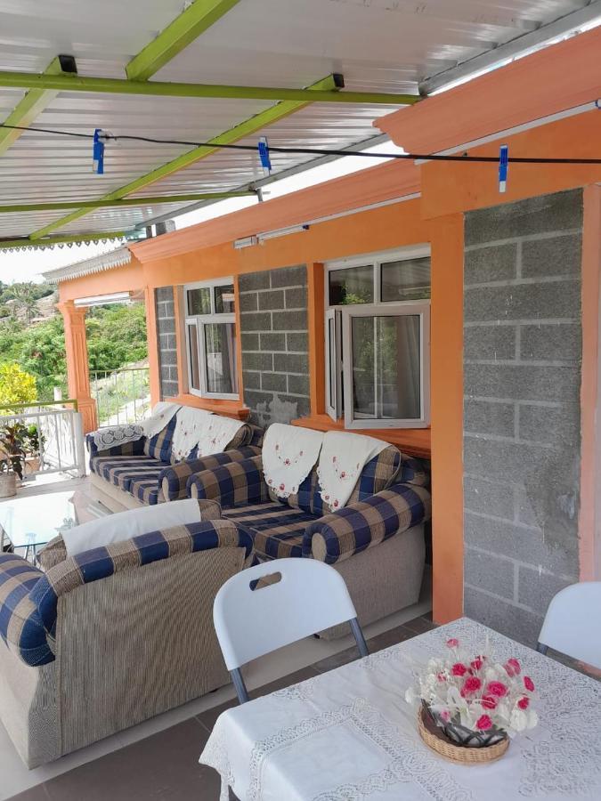 La Belle Du Sud Villa Port South East ภายนอก รูปภาพ